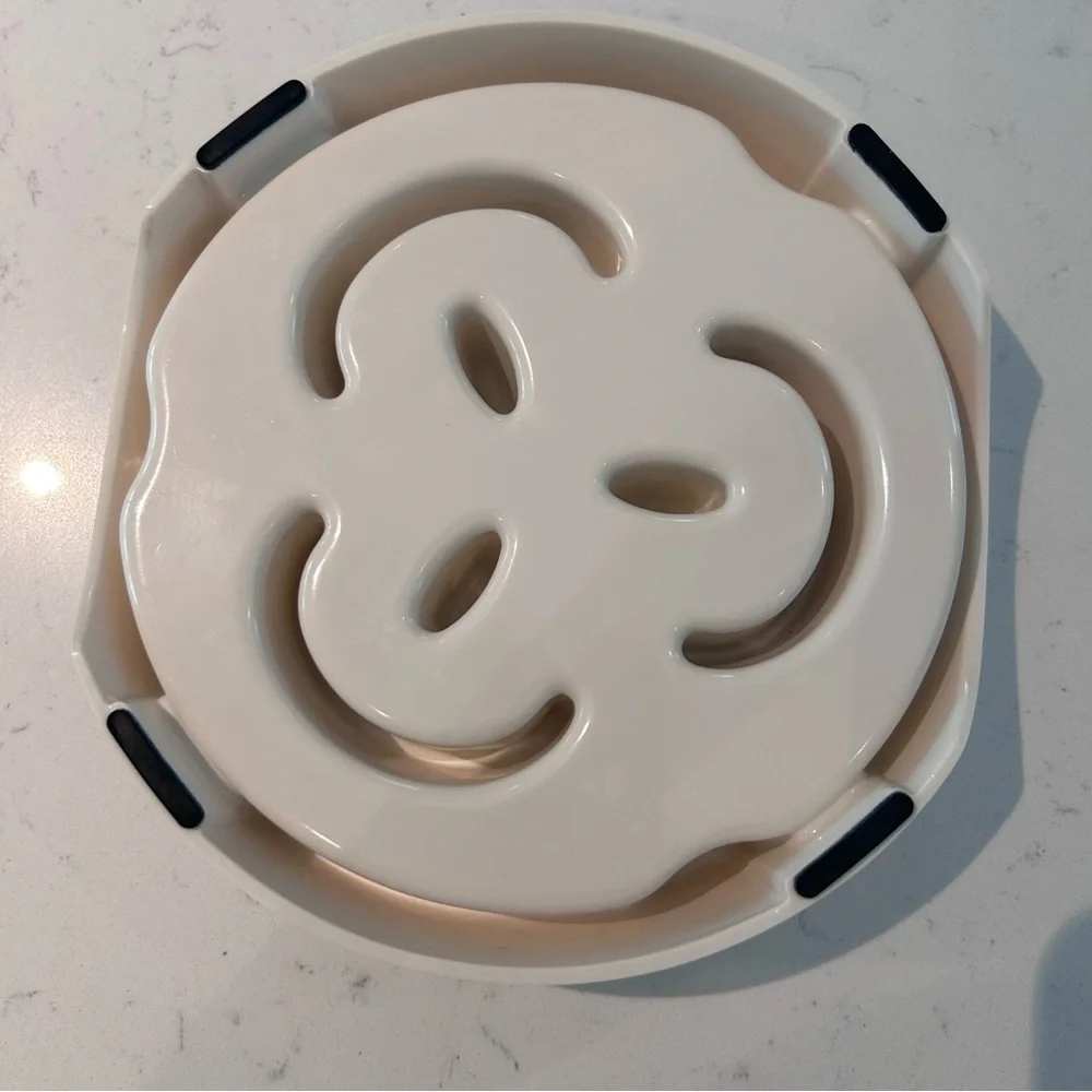 Dog Bowl Slow Feeder Puzzle Maze For Fast Eaters Anti Slip Ivory 6.25” Small Med